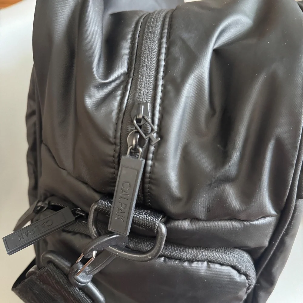 CALPAK - Luka Duffle - Matte Black - Picture 5 of 5